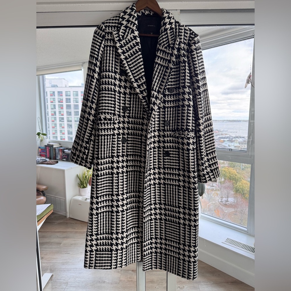 Black and White Houndstooth Coat